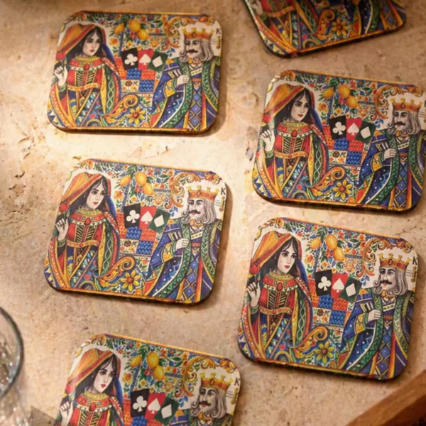 İskambil Serisi Bardak Altlığı 6’lı Set Sicilya Temalı Kolaj 9 cm MDF